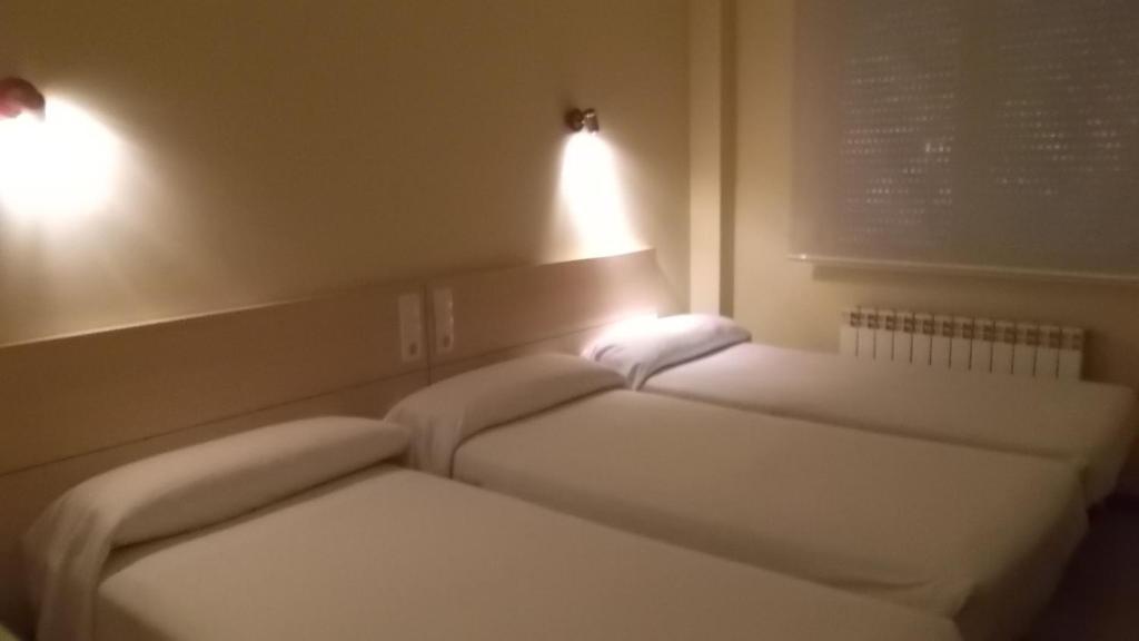 Hostal Europa Castejon  Room photo